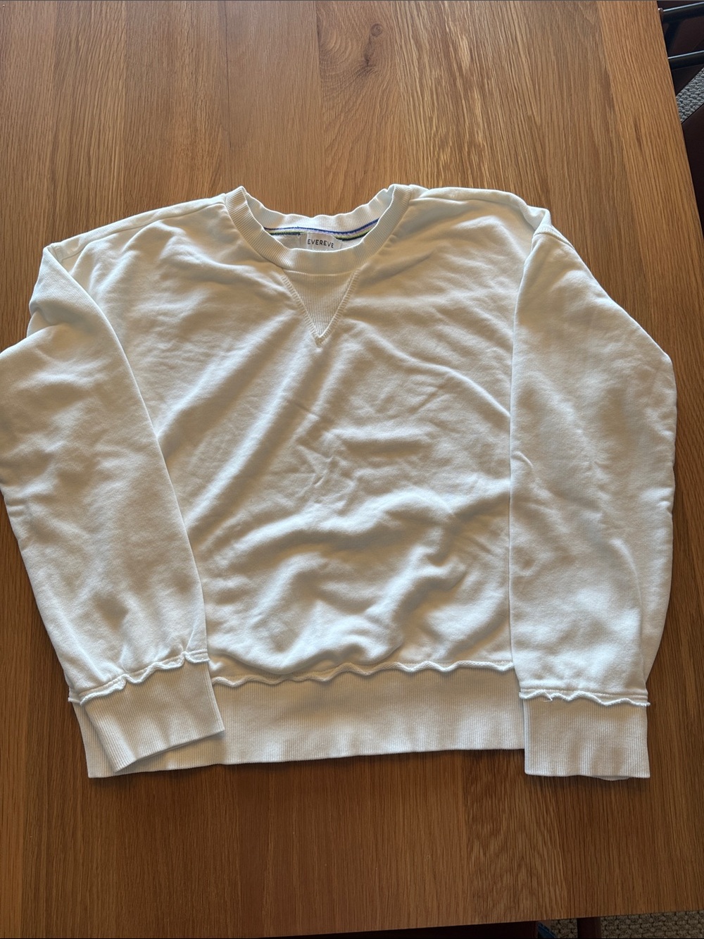 Evereve Off-White Women's Crewneck Sweatshirt